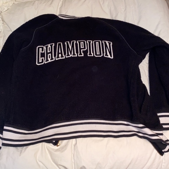 Champion jacket - Picture 2 of 2